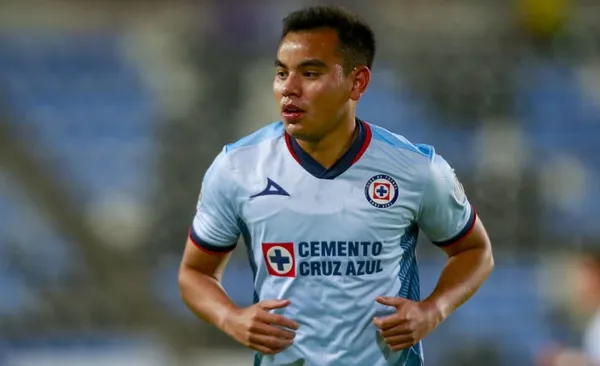 Rodríguez trota en el campo de juego (Fuente: Mexsports)