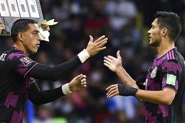 Rogelio Funes Mori y Raúl Jiménez se llevan de maravilla en la selección mexicana todo gracias a uno de los referentes del Tri