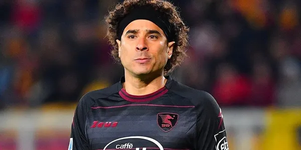 Salernitana está en crisis, revelan el destino que tendría Ochoa lejos de Italia