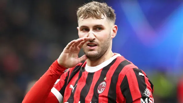 Santiago Giménez en AC Milan (Foto: ESPN)