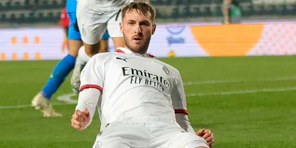 Santiago Giménez en el AC Milan (Fuente: MEXSPORT)