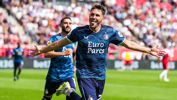 Santiago Giménez intersa a un equipo grande de la Serie A | Foto: Marca