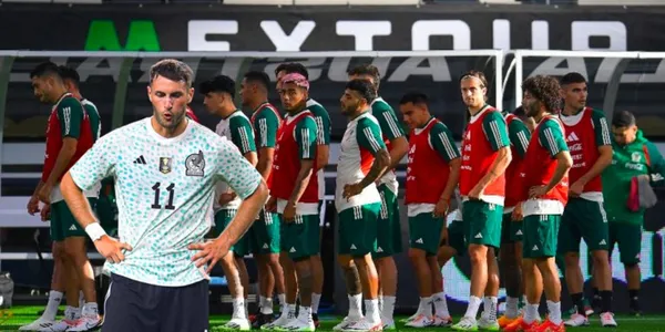 Santiago Giménez no está bien arropado en el Tri, revelan los motivos de por qué no le pasan el balón