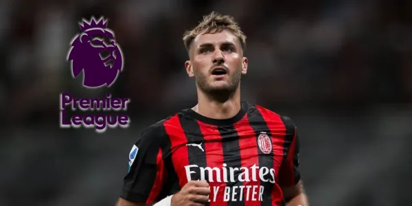 Santiago Giménez podría llegar a la Premier League este verano