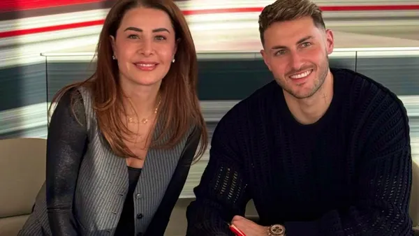 Santiago Giménez y Rafaela Pimenta