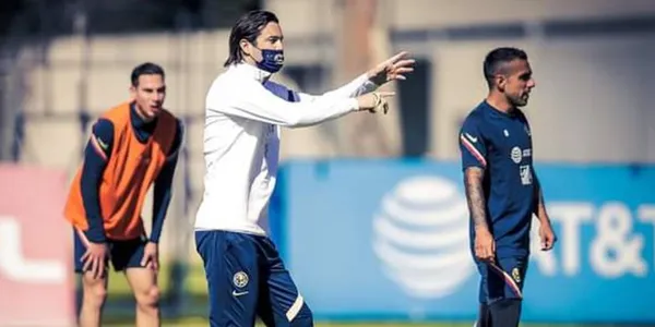 Santiago Solari tiene a Club América en la cima de la tabla pero hay críticas sobre el estilo de juego que proponen