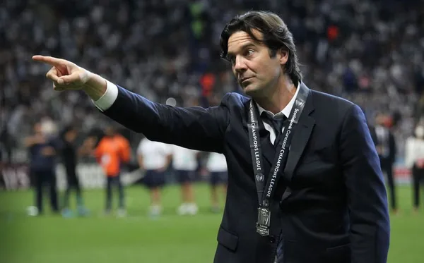 Santiago Solari tiene contrato vigente con las Águilas del América; sin embargo, una vez que este termine, el estratega ya sabría dónde continuará su carrera.