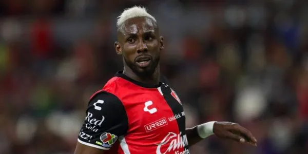 Se burló de Chivas y de su afición, ahora Julián Quiñones conoce lo que es el karma