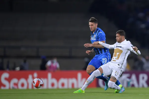 Se disputó la ida de las Semifinales.