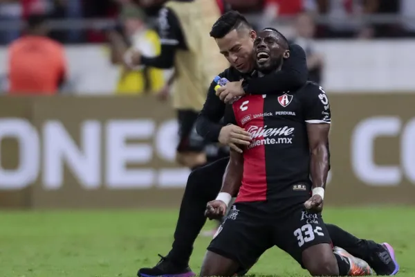 Se juega el primer partido de la jornada 10 del presente torneo.