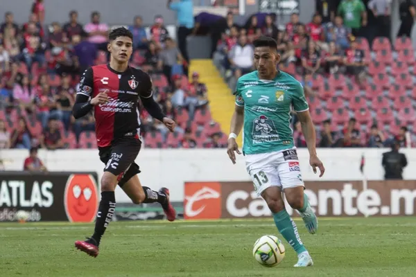 Se juega uno de los partidos pendientes de la fase regular.