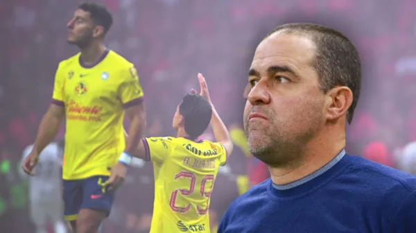 Sebastián Cáceres y Ramón Juárez tras la derrota de América ante Toluca