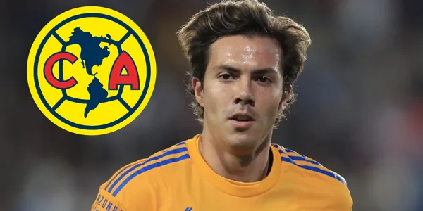 Sebastián Córdova junto al escudo del América / FOTO MEDIOTIEMPO