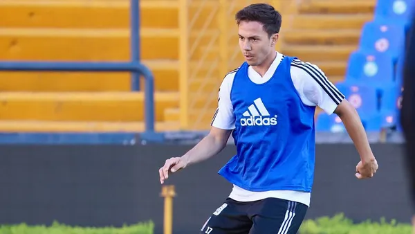 Sebastián Córdova podría perder la titularidad en Tigres y ya tendría un nuevo negocio fuera del futbol.