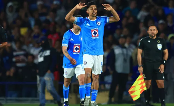 Sepúlveda festeja gol contra el América (Fuente: Mexsports)