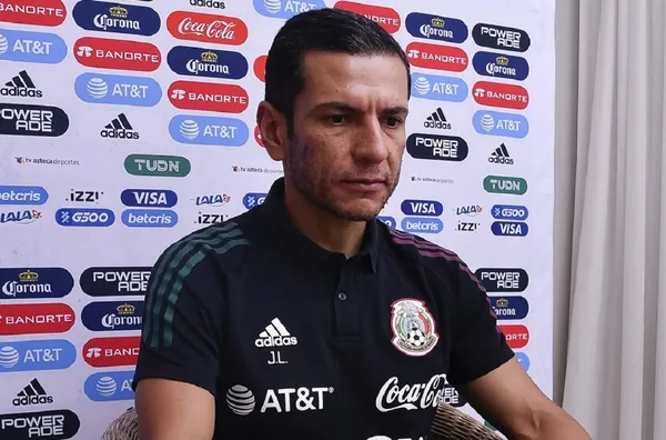 Ser un técnico poco mediático y que sigue luchando por capturar la atención de los medios como de la afición dejar sin oportunidad a Jaime Lozano en la Selección Mayor.
