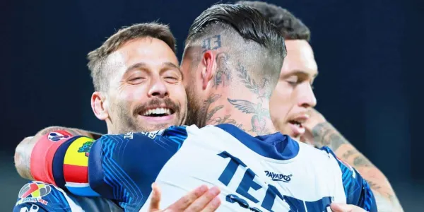 Sergio Canales podría salir de Rayados para jugar al lado de un viejo conocido