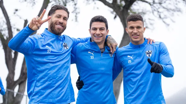 Sergio Ramos, Stefan Medina y Nelson Deossa