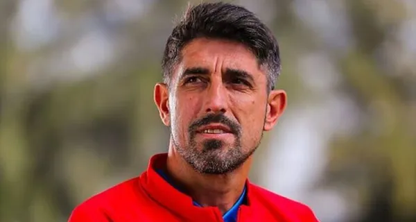 Si se queda el entrenador de las Chivas, el 1ero que pediría su salida, todo por la permanencia del entrenador.