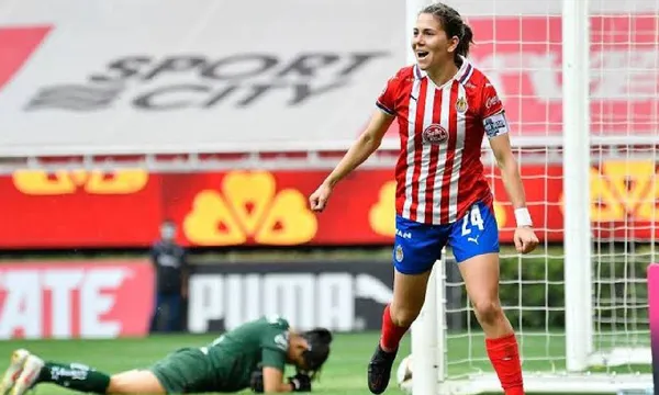 Sigue el fútbol mexicano femenil.