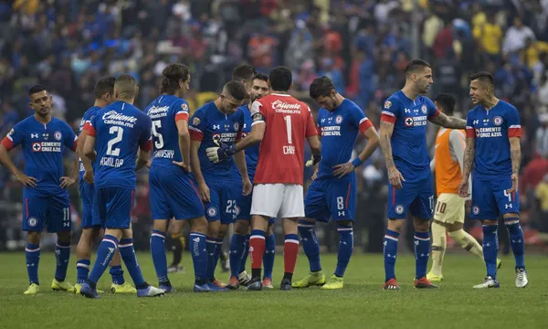 Son varios los equipos que han perdido múltiples finales, inclusive más perdidas que ganadas