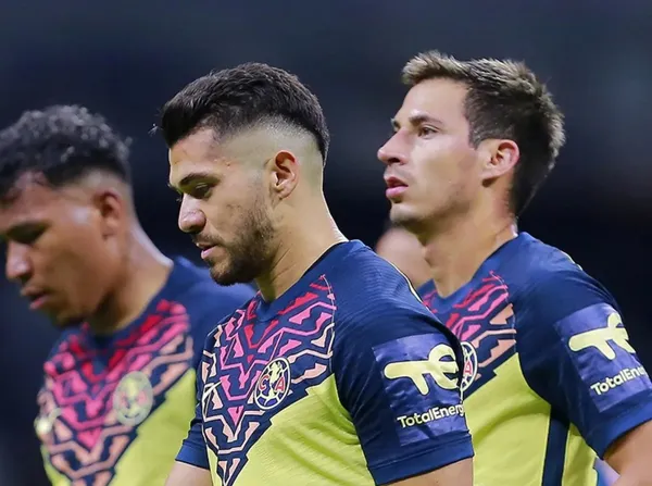 Tano Ortiz tendrá que cambiar de jugadores ante la baja de Roger Martínez.