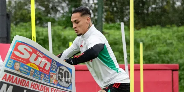 The Sun habla del caso de Antony Matheus tras su regreso al Manchester United