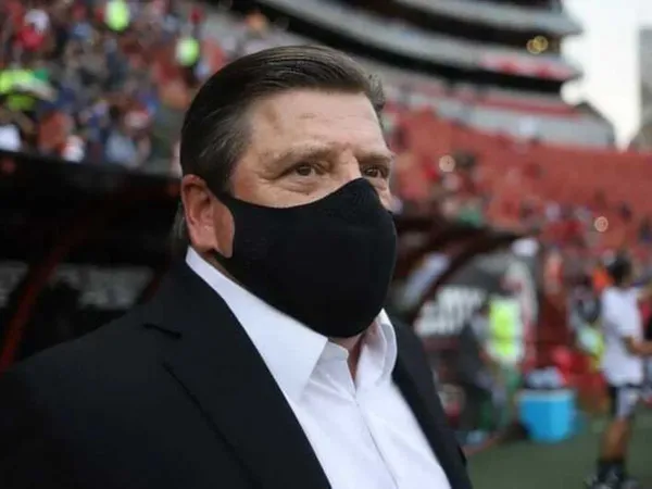 Tigres no anda y todo tiene que ver con la mala actitud de varios elementos a la interna del vestuario; todo indica que no les agrada el sistema de Miguel Herrera