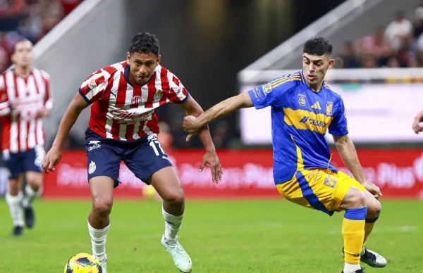 Tigres y Chivas estarían disputándose este refuerzo, pero el jugador tendría claro su destino.