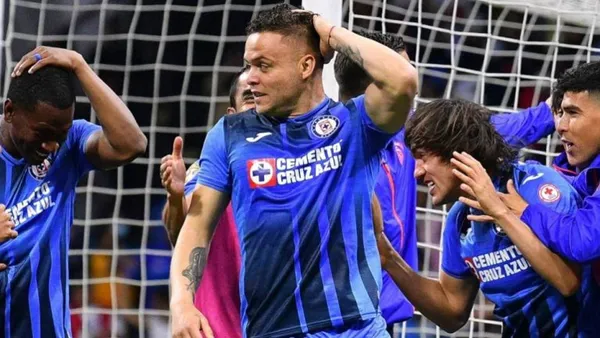 Toluca ya levantó la mano por los servicios de Jonathan Rodríguez, quien está valuado en 8 MDE y desea un aumento salarial, lo que complicaría un posible arribo a Coapa.