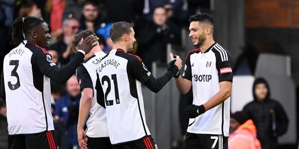 Tras la lesión de cráneo, Raúl Jiménez volvió a marcar de cabeza y esto dijo tras la goleada