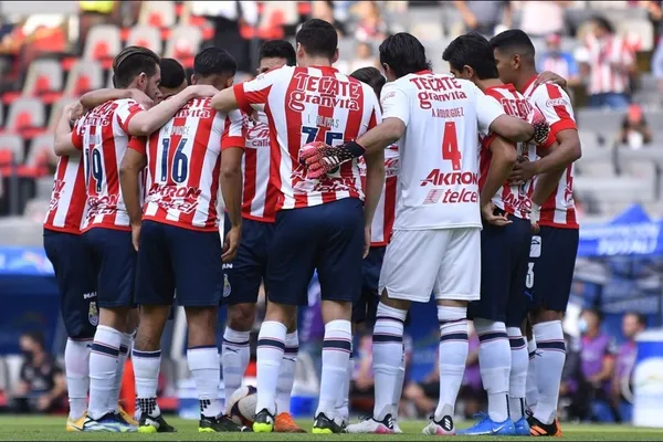 Tras su torneo bastante irregular, las chivas entran al repechaje sin merecer estar en la liguilla