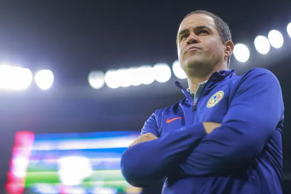 Tres entrenadores pueden presumir esa racha con los de Coapa.