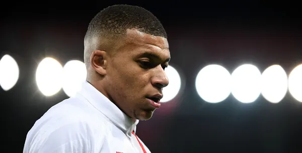 Un escándalo oficial