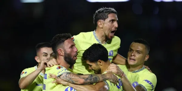 Un nuevo entrenador se acerca al América de forma inesperada y haría una limpia inmediata en el equipo.