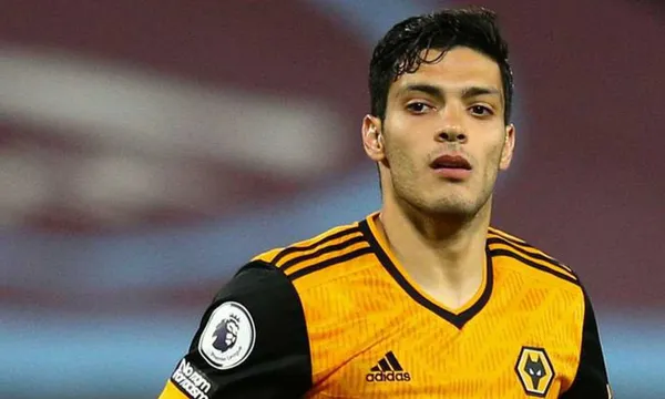 Uno de los grandes amigos de Raúl Jiménez sufre despido y ahora se queda sin equipo durante toda la temporada