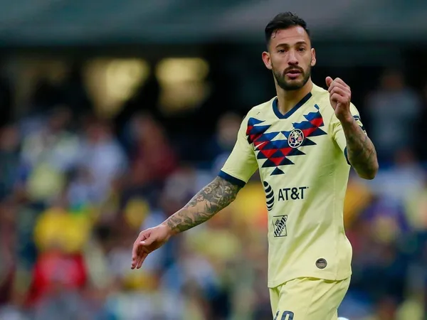 Uno de los jugadores con peor rendimiento en el Club América renovó gracias a un jugador que lo convenció.