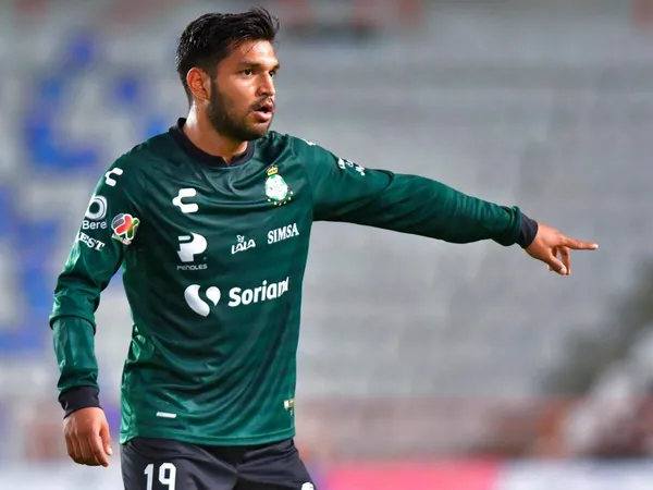 Uno de los nombres que han sonado como posibles refuerzos del Club América para el Clausura 2022, es Eduardo Aguirre, mejor conocido como 'El Mundo'.