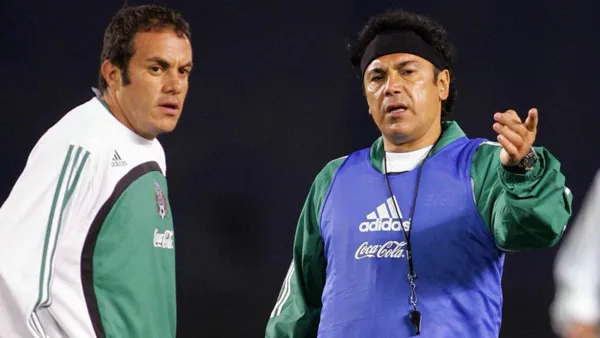 Uno de los recuerdos más grandes que tiene Cuauhtémoc Blanco de Hugo Sánchez es el regalo que le dio cuando coincidieron en la selección mexicana
