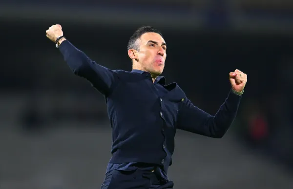 Vicente Sánchez analiza su próximo paso como director técnico y dejó entrever a donde podría llegar.