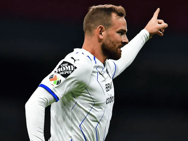 Vincent Janssen contagia a la afición de Monterrey, ya que registra 6 goles en Liguilla desde que llegó a Rayados de Monterrey.