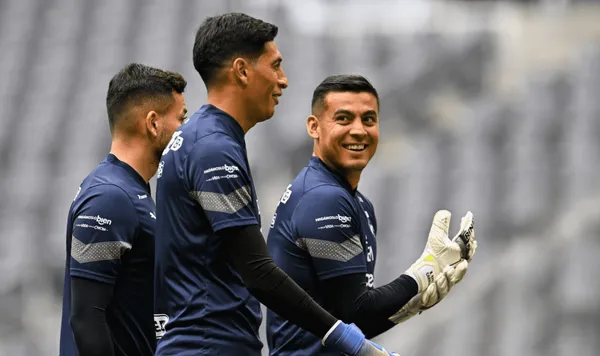 Vucetich está pendiente de tomar la decisión correcta pero una suma millonaria lo haría decantarse por Cárdenas