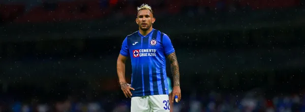 Walter Montoya finaliza contrato con Cruz Azul a finales de año y todo parece indicar que el futbolista no seguirá en el club.