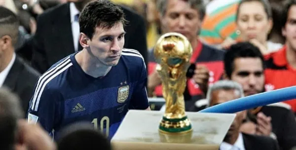 y hoy su club lo dejó en la calle