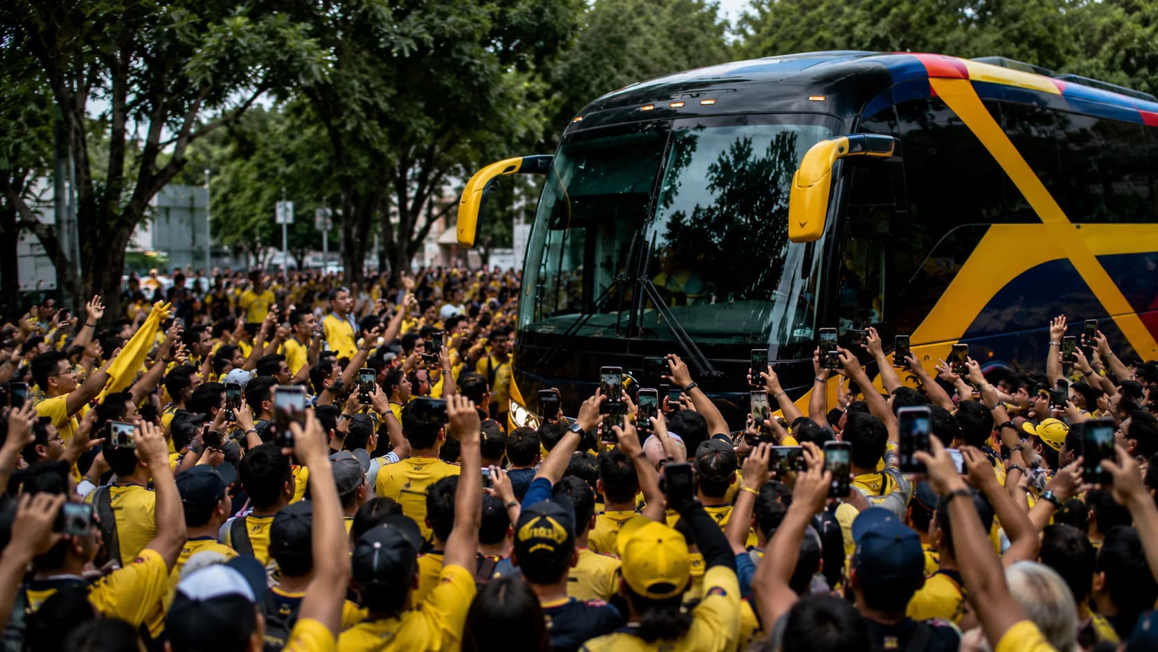 La afición colombiana volvió a llenar Guadalajara de color durante la llegada de su selección.