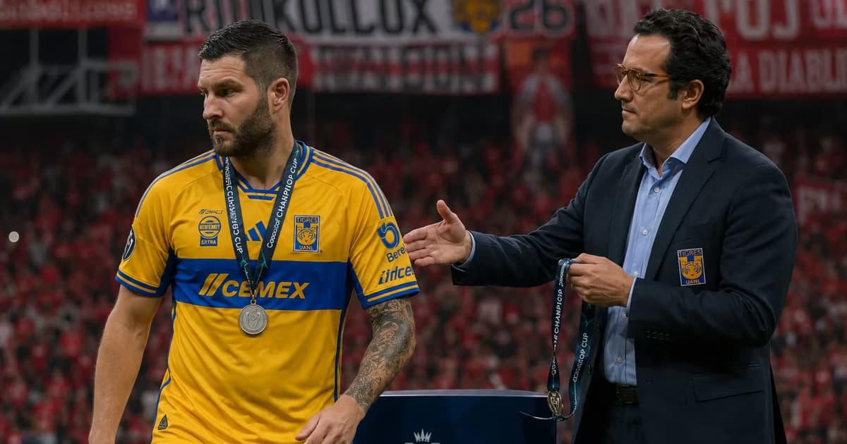 André Pierre Gignac ignorando a Mauricio Culebro.