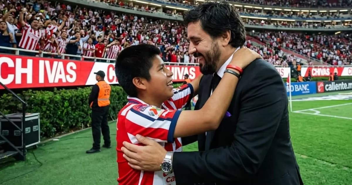 Amaury Vergara mandó una invitación al Estadio Akron a un aficionado que conmovió a todo Chivas