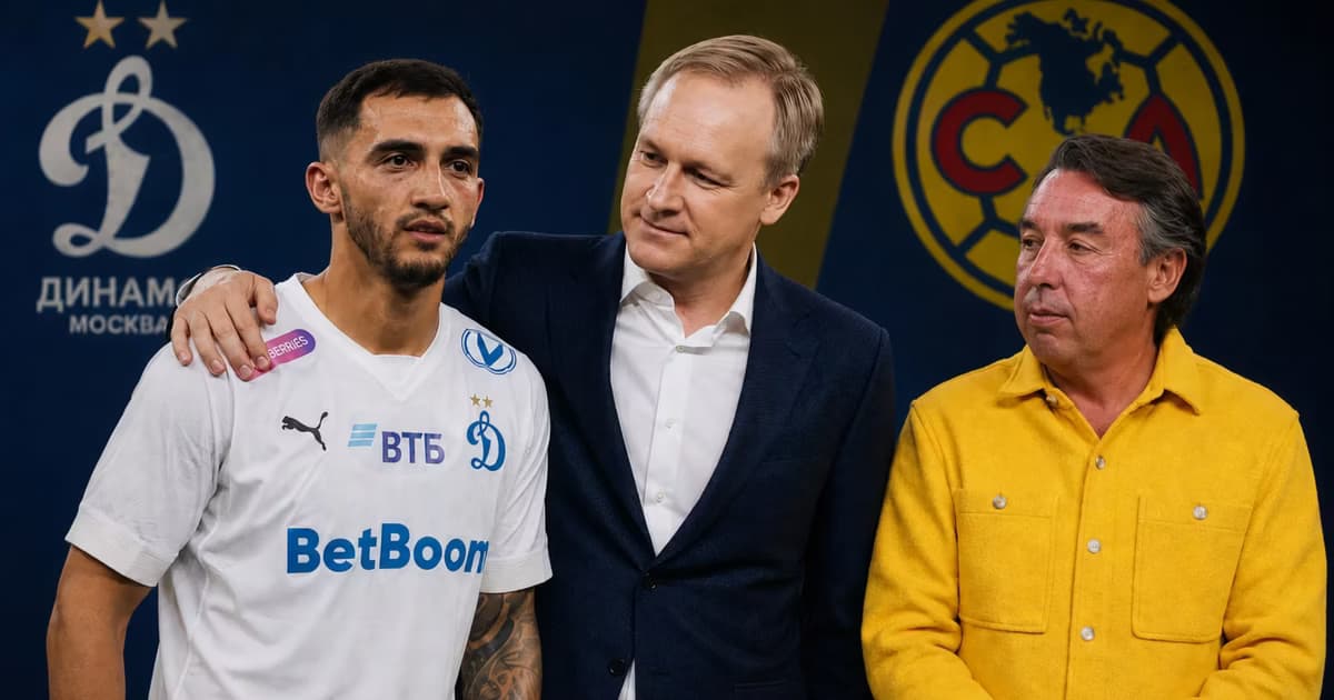 Luis Chávez, Pavel Pivoravov y Emilio Azcárraga.