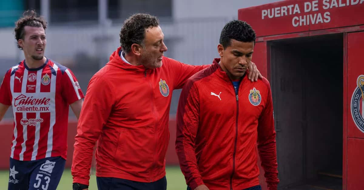 Gabriel Milito, Gilberto Sepúlveda y Carlo Soldati.