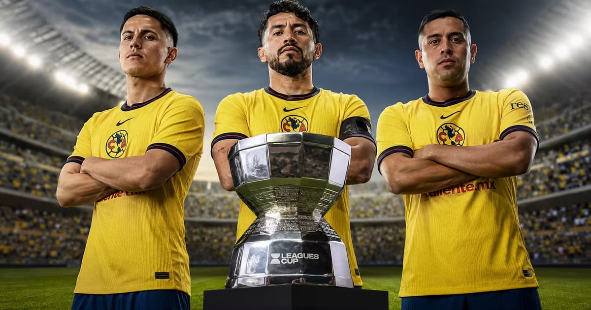 Henry Martin, Brian rodriguez y Erick Sánchez posando con el trofeo de la leagues cup